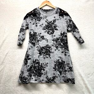 Three Pink Hearts Retro Gray Black Floral Lace Sweater Tunic Dress Top, Size XS